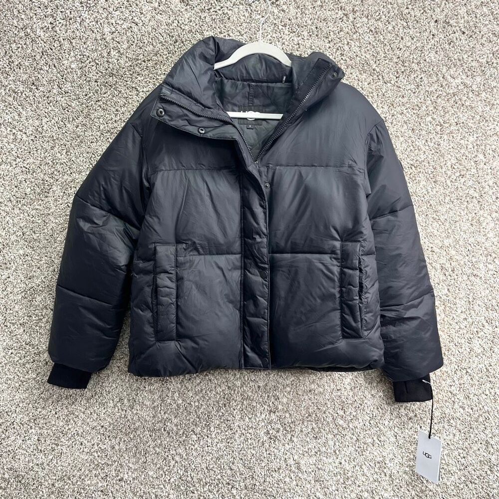 Ugg Vickie Black Zip Up Water Resistant Puffer Jacket Coat in Size Small NWT